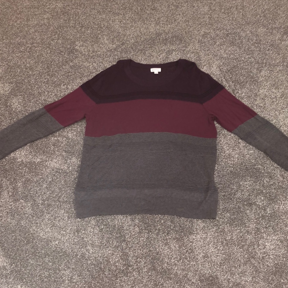 Market and Spruce Maroon Color Block